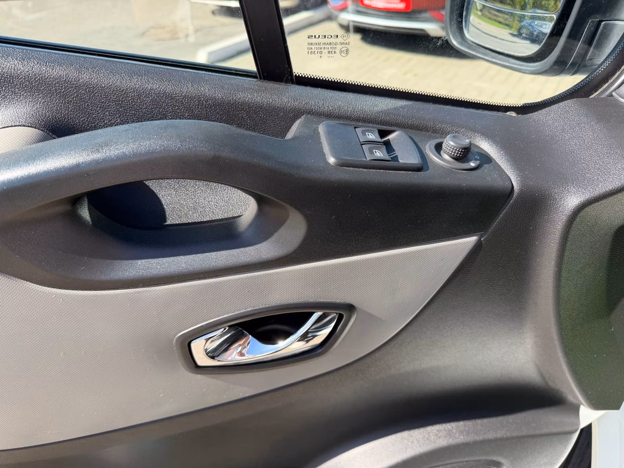 Renault Trafic фото 15
