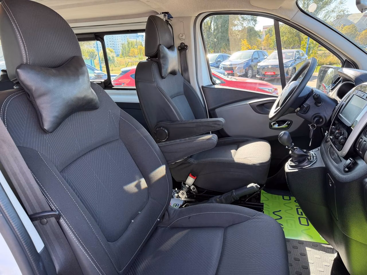 Renault Trafic фото 19