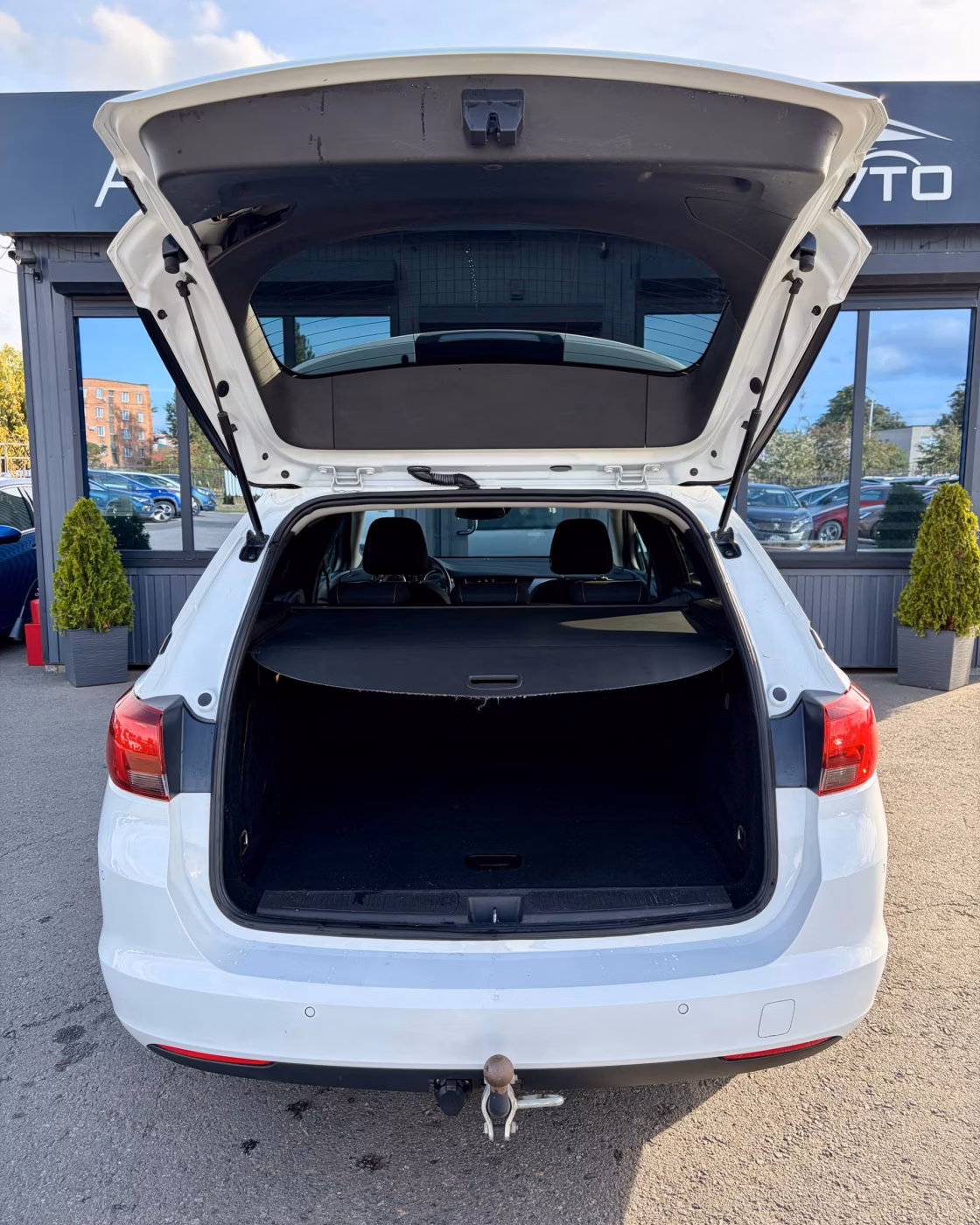 Opel Astra фото 16