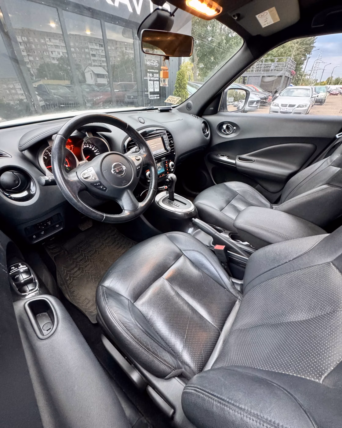 Nissan Juke фото 10