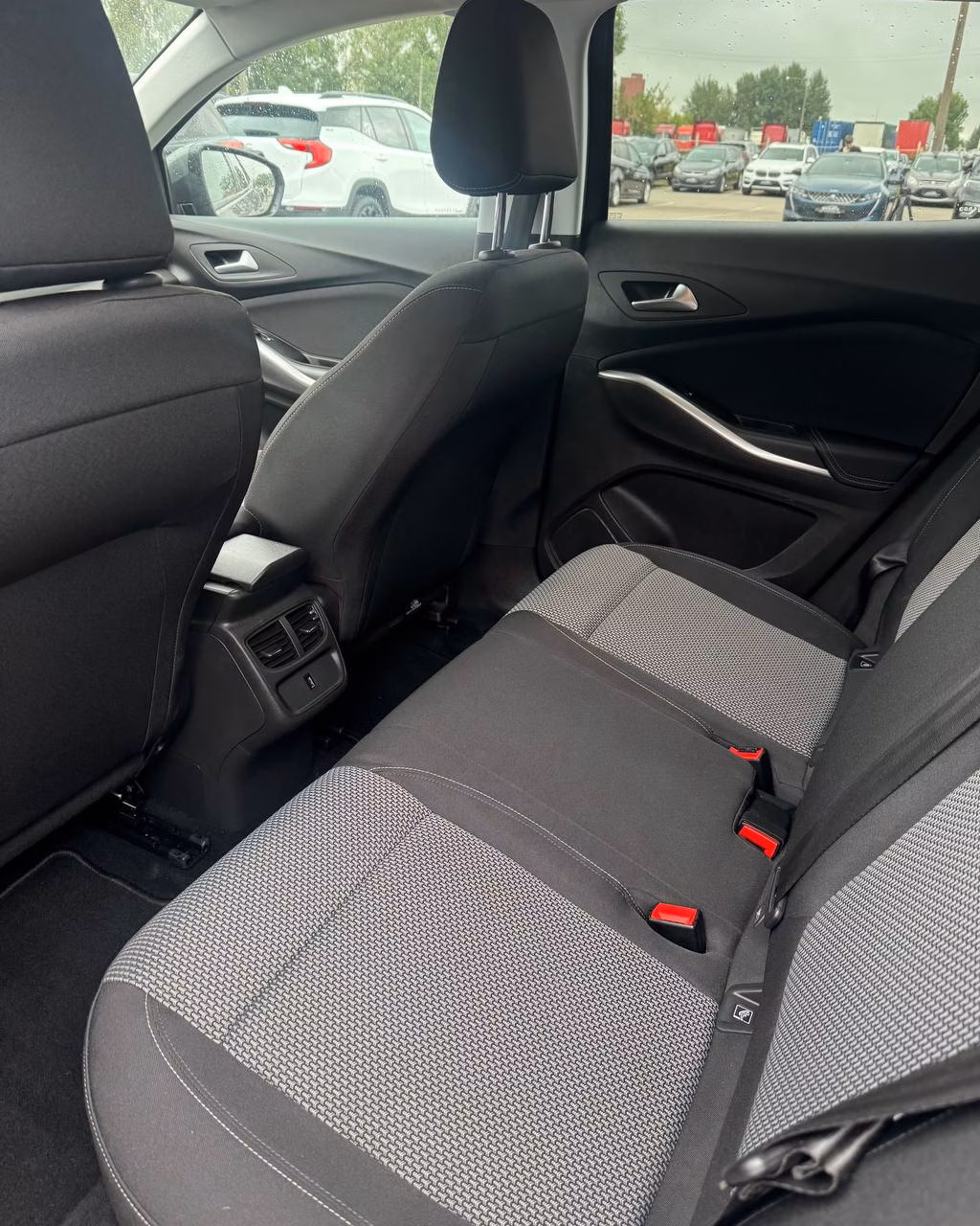 Opel Grandland X фото 11