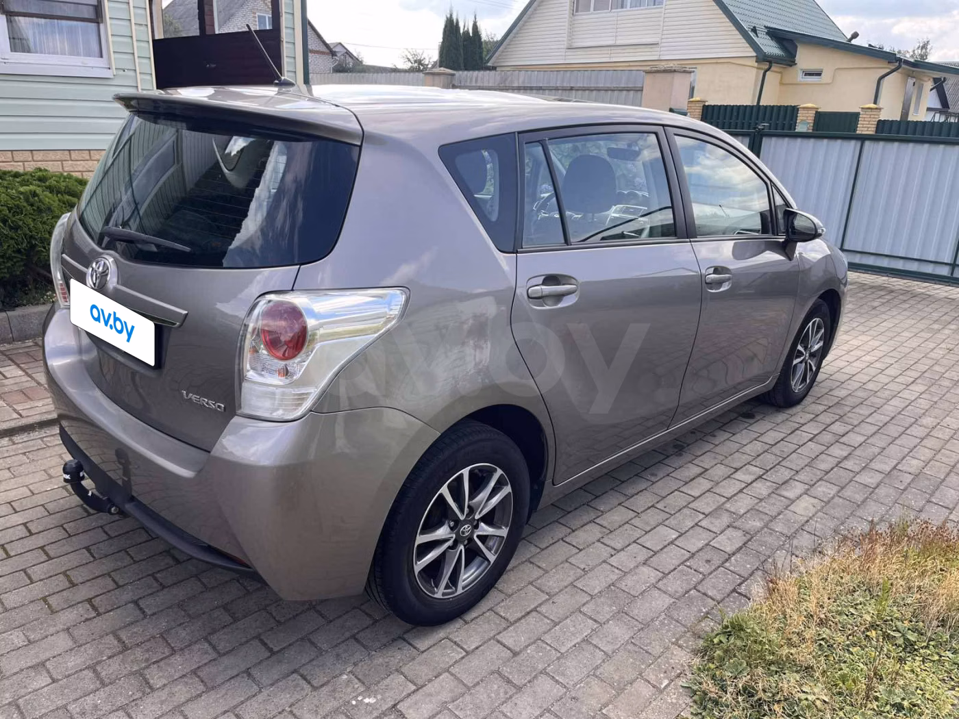 Toyota Verso фото 3