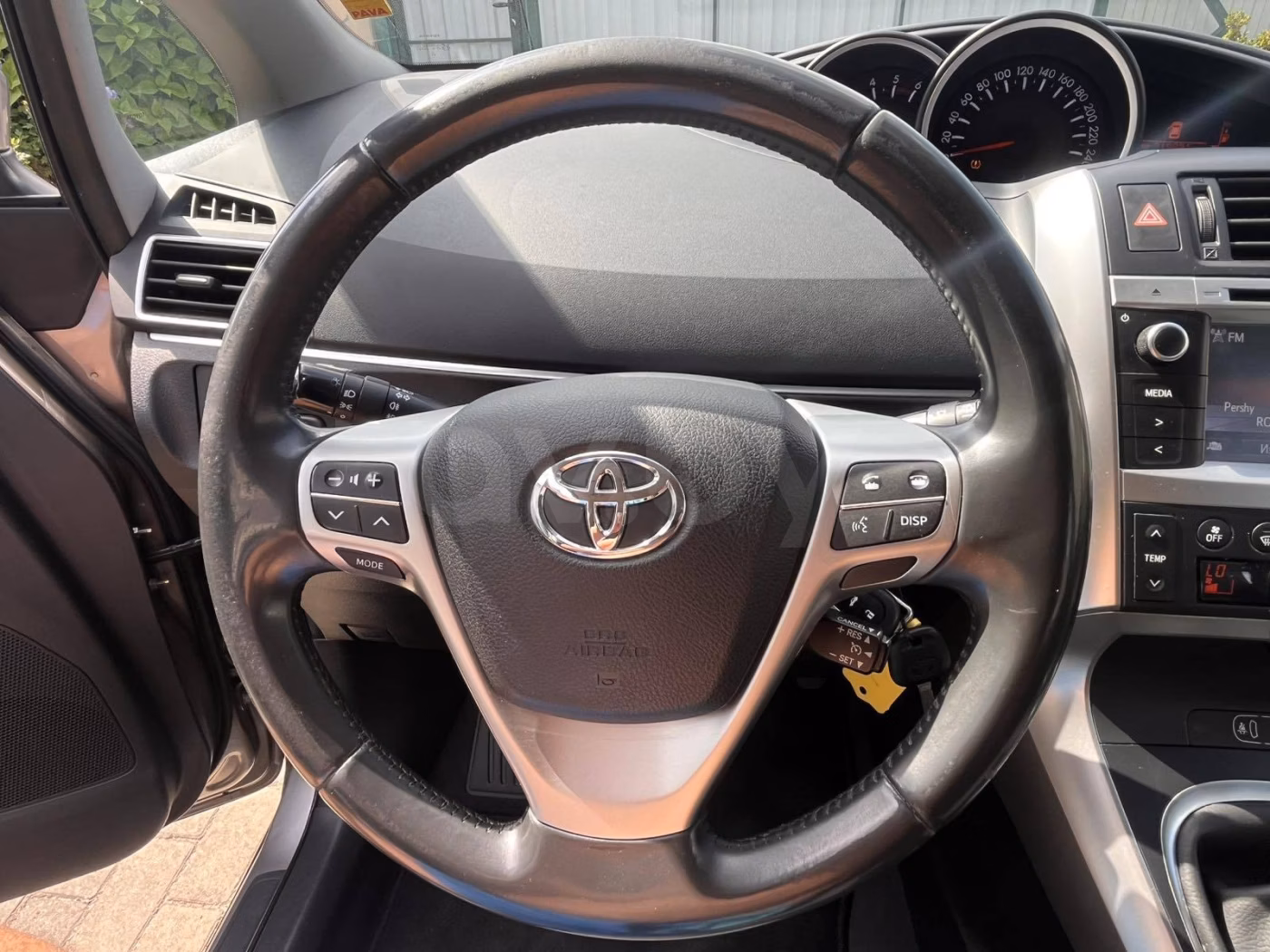 Toyota Verso фото 18