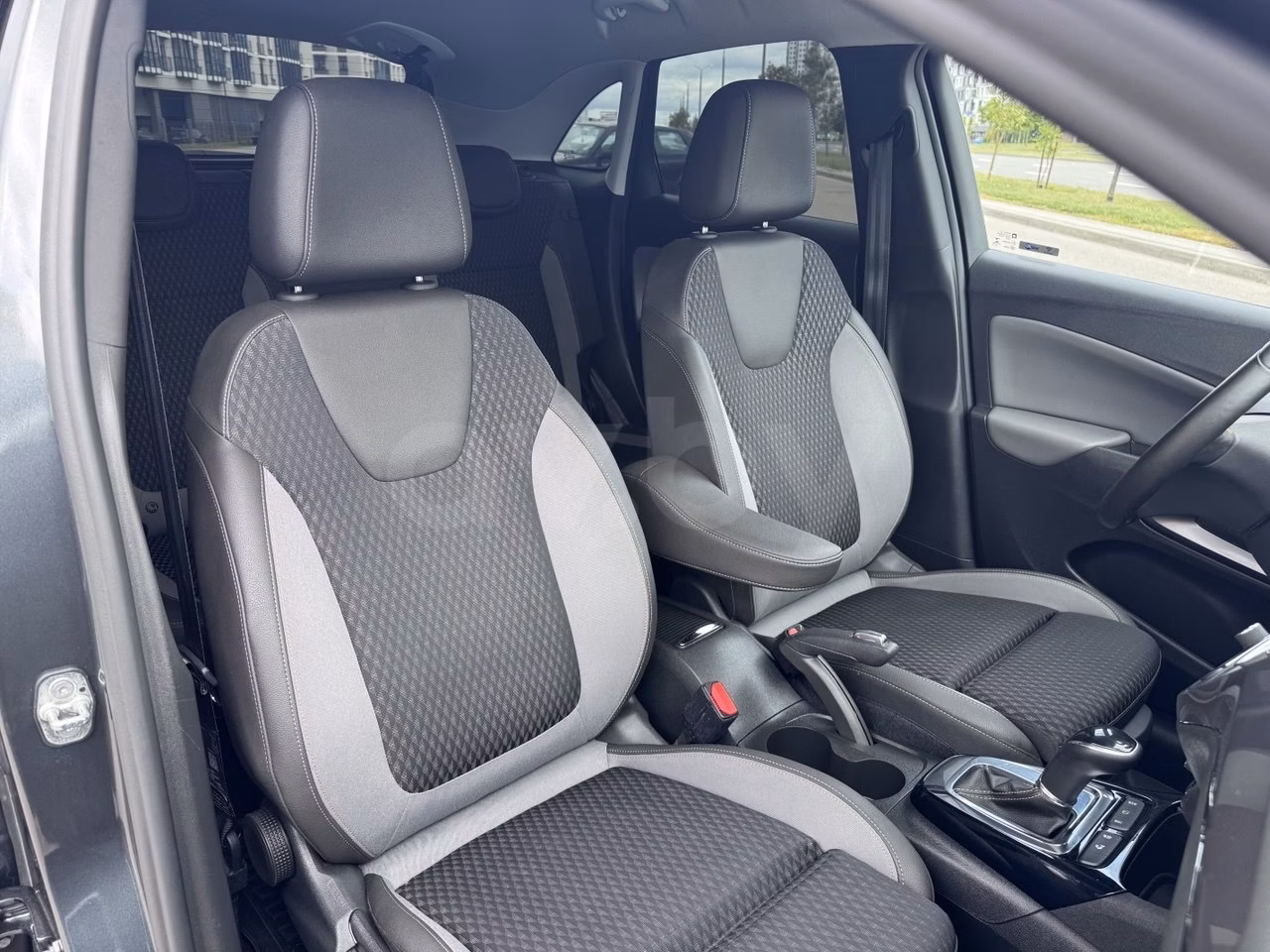 Opel Crossland X фото 9