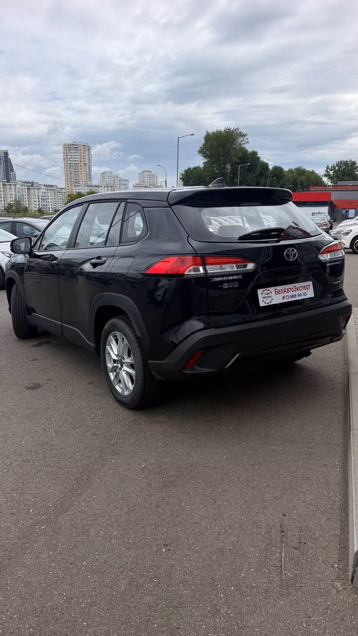 Toyota Corolla Cross фото 8