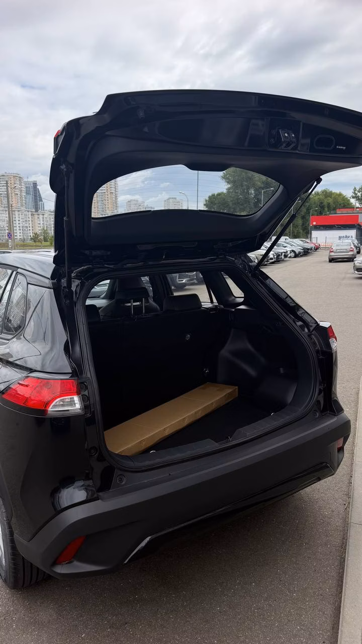 Toyota Corolla Cross фото 11