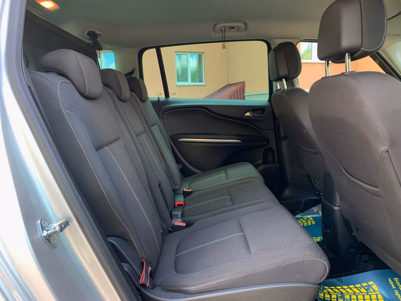 Opel Zafira фото 13