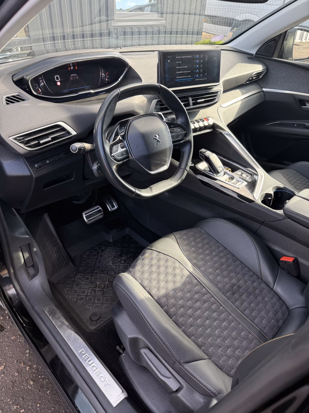 Peugeot 5008 фото 7