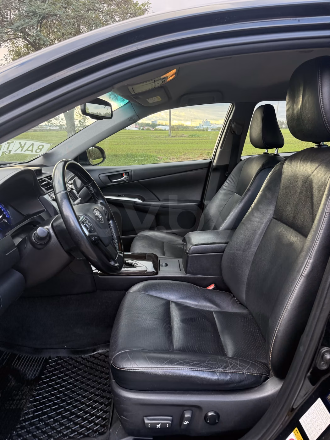 Toyota Camry фото 3