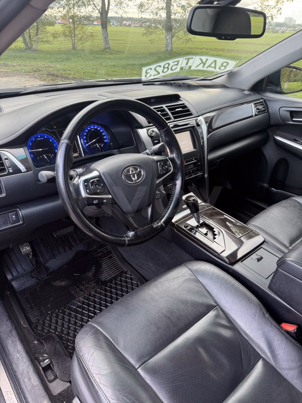 Toyota Camry фото 6