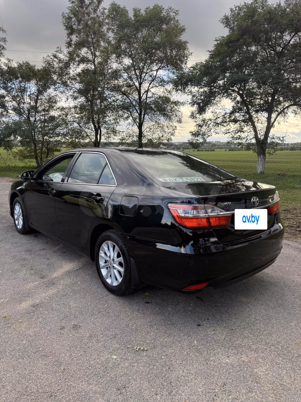 Toyota Camry фото 8