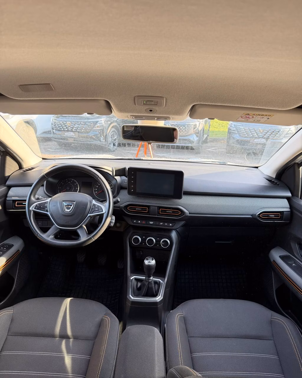Dacia Sandero фото 9