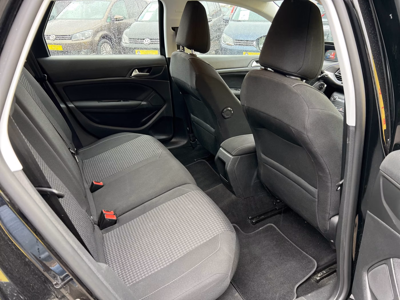 Peugeot 308 фото 18