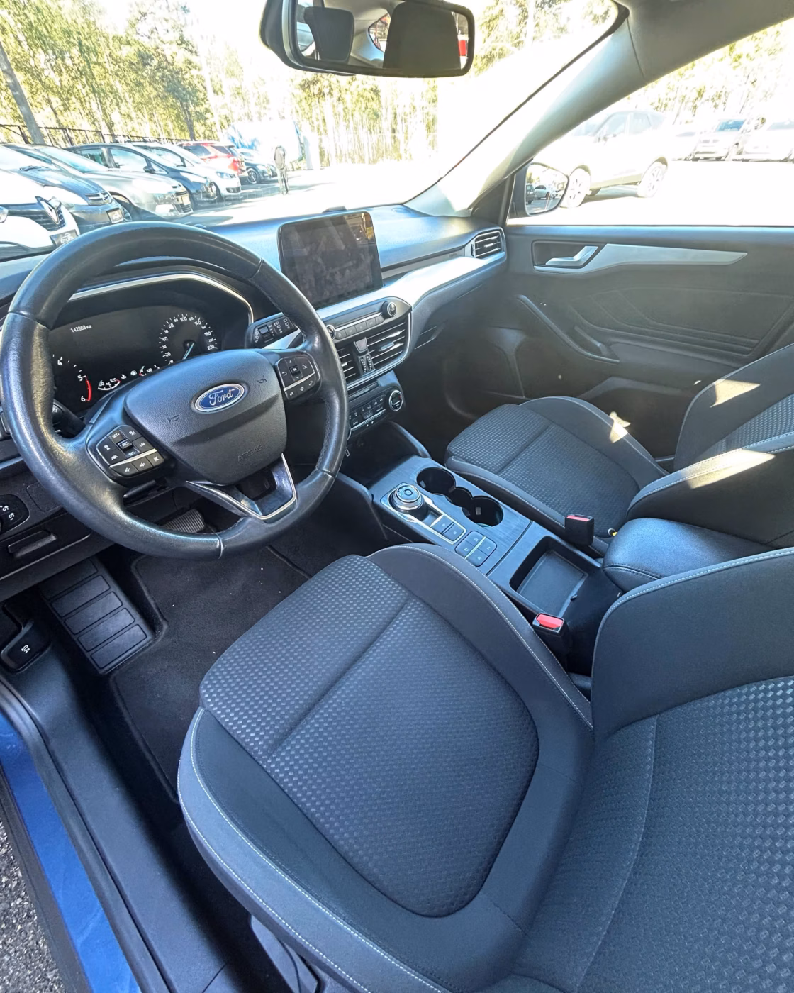 Ford Focus фото 9