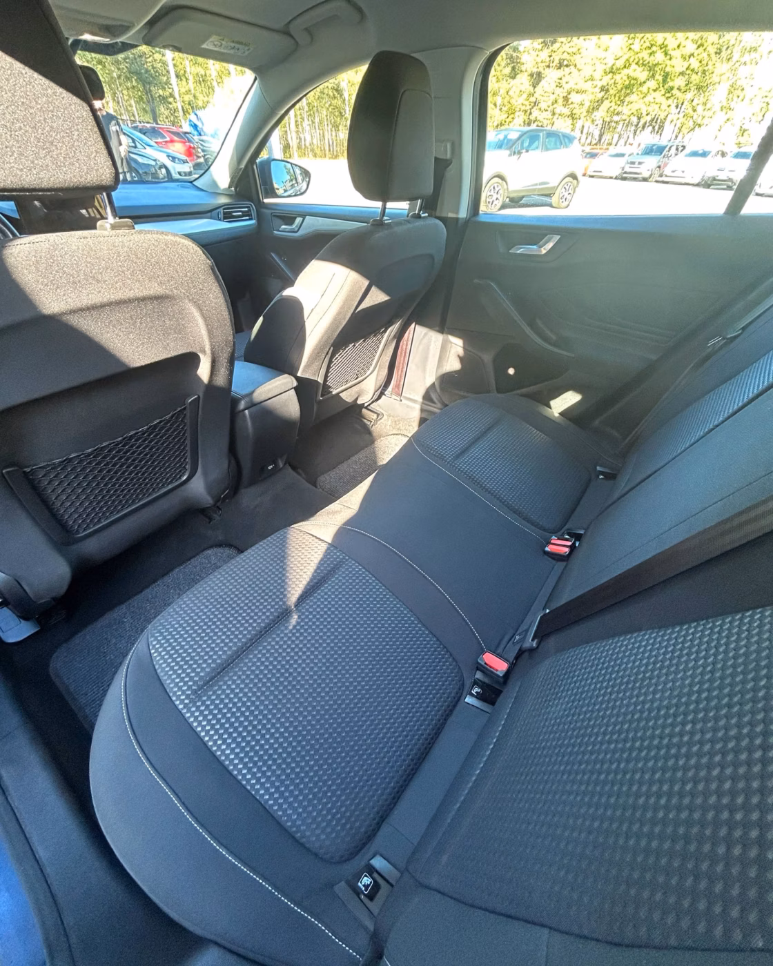 Ford Focus фото 10