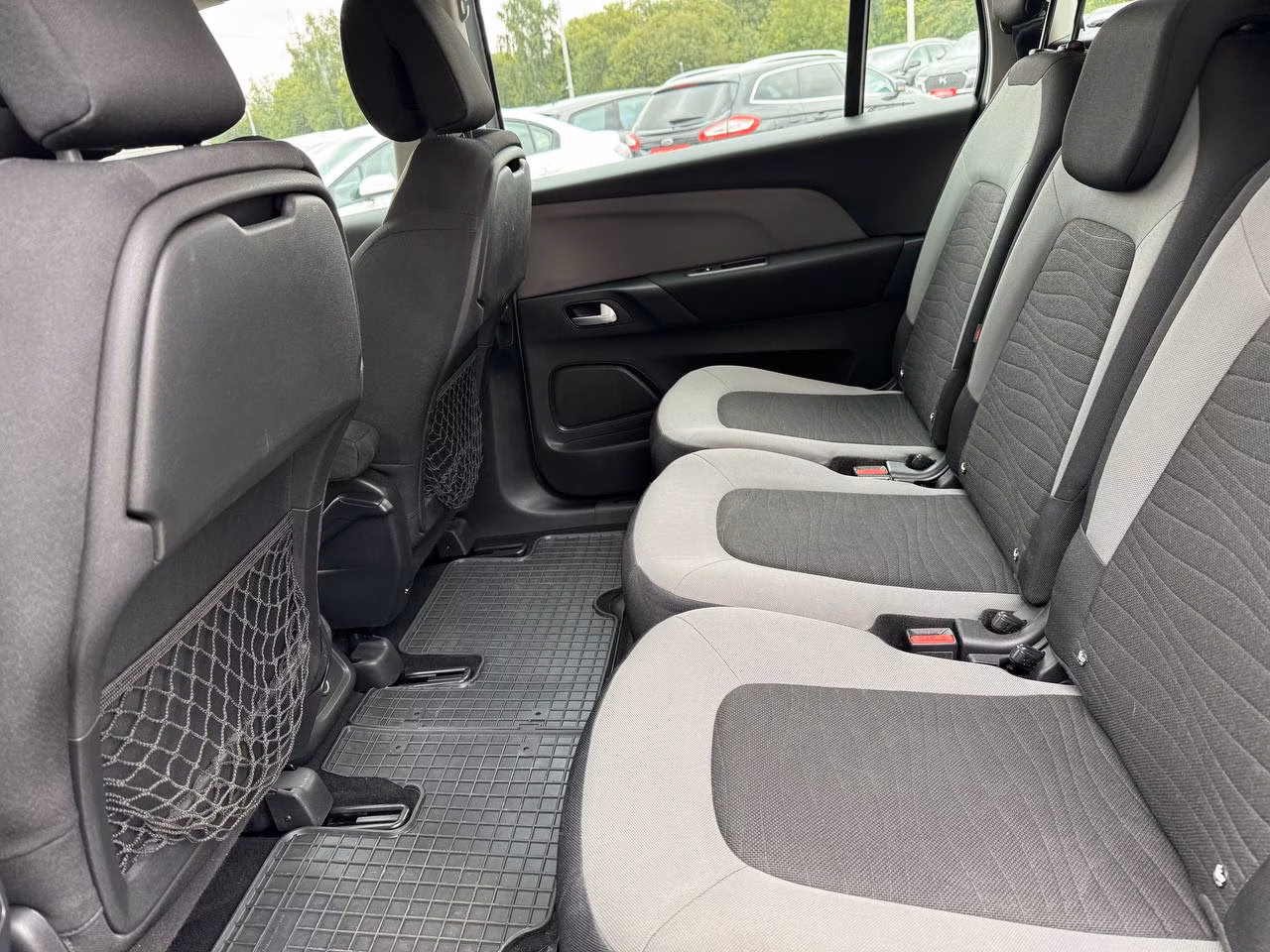Citroen C4 Grand Picasso фото 17