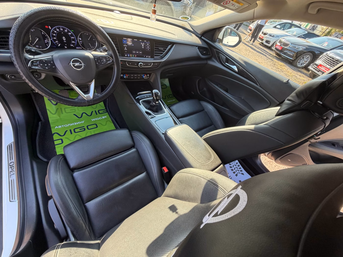 Opel Insignia фото 15
