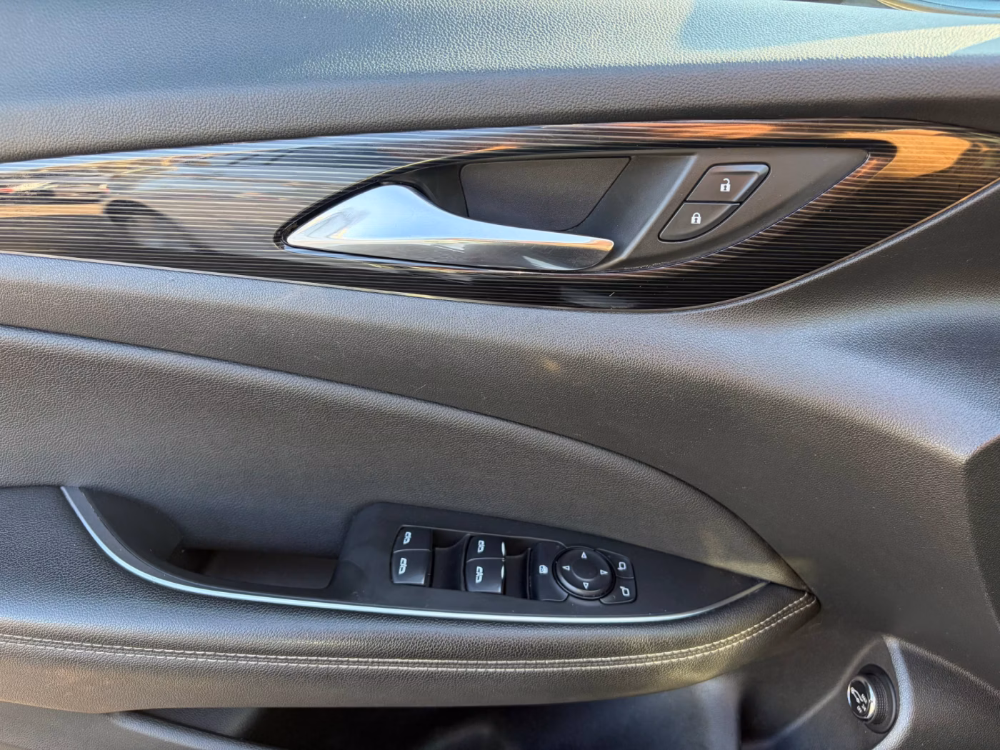 Opel Insignia фото 16
