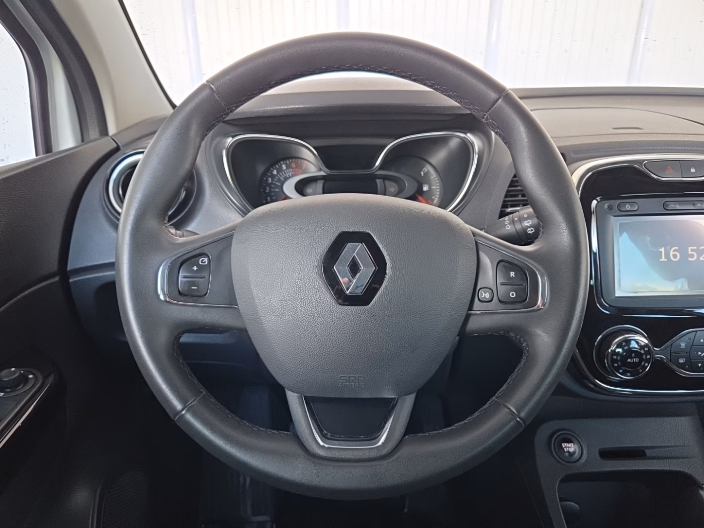 Renault Kaptur фото 9