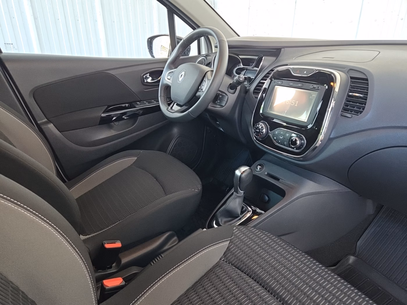 Renault Kaptur фото 14