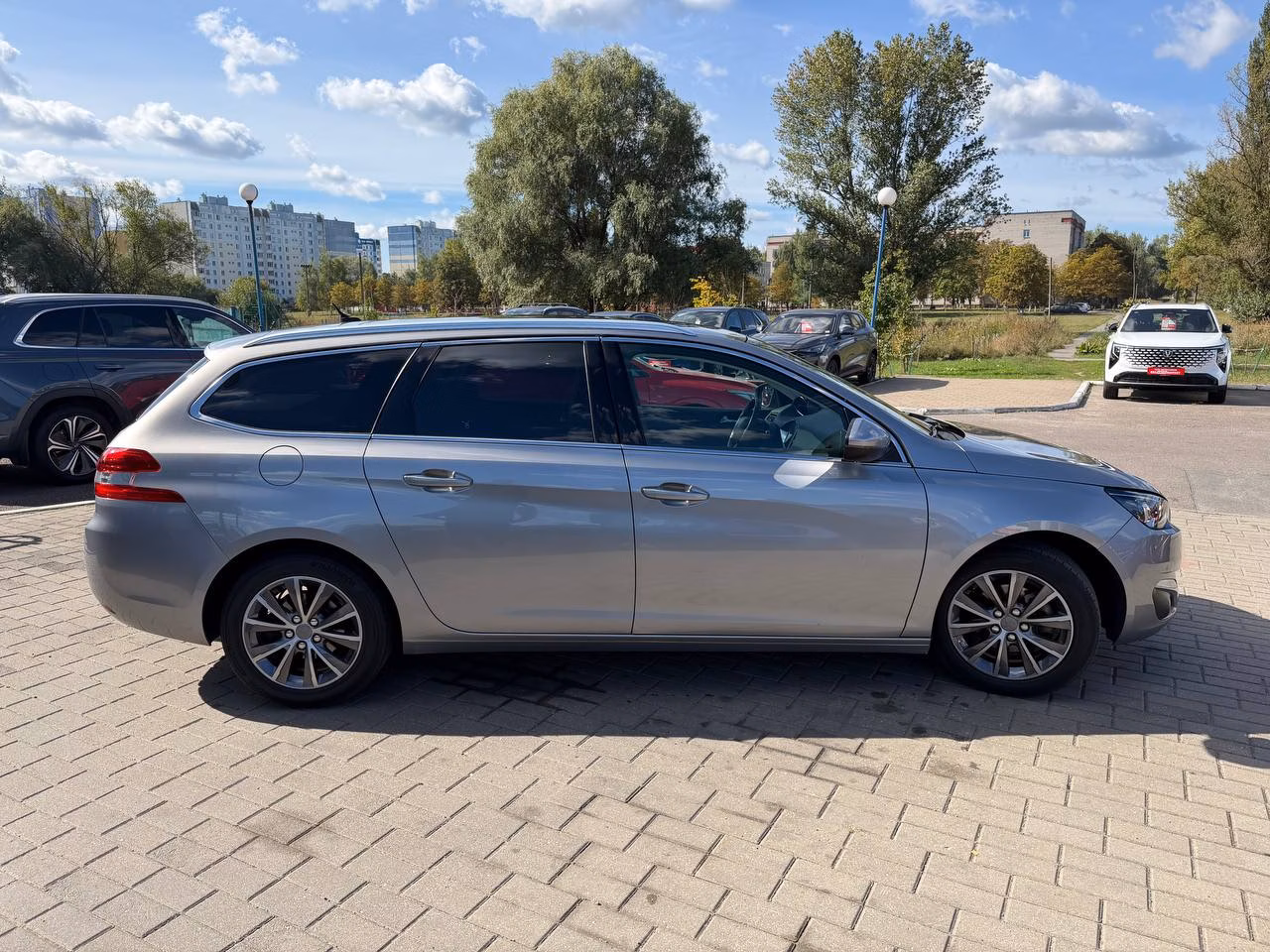 Peugeot 308 фото 2