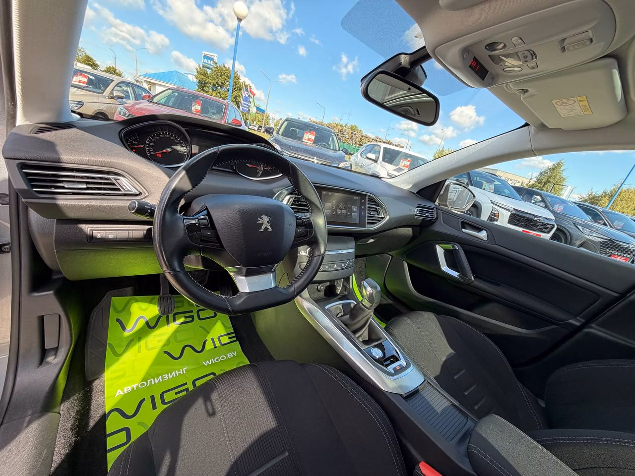 Peugeot 308 фото 16