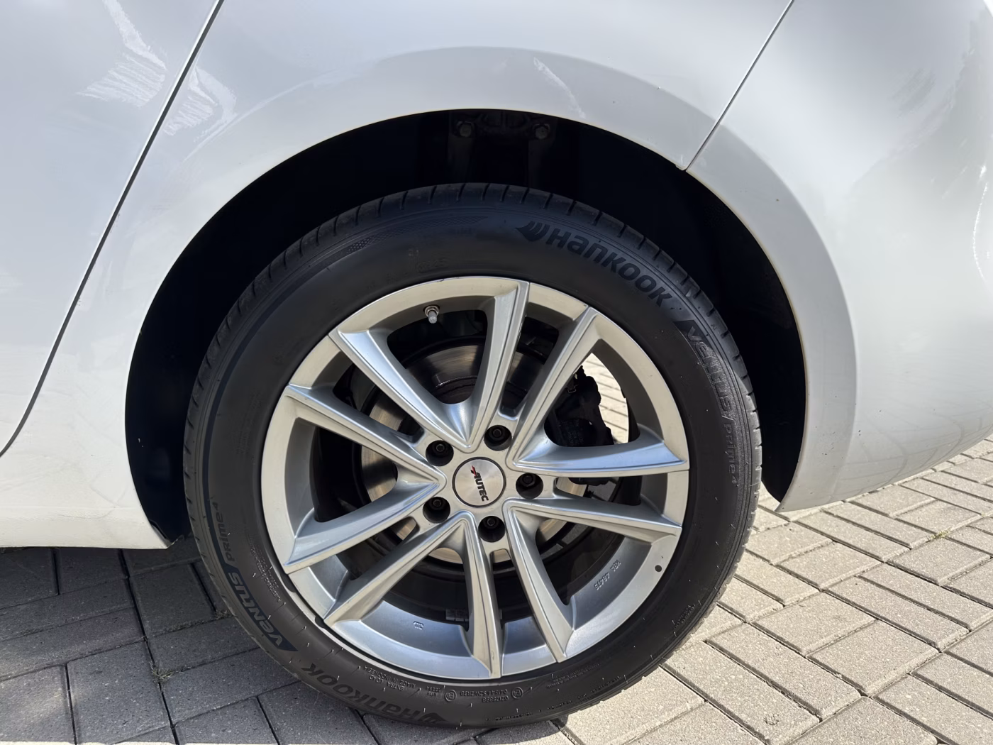 Opel Zafira фото 8