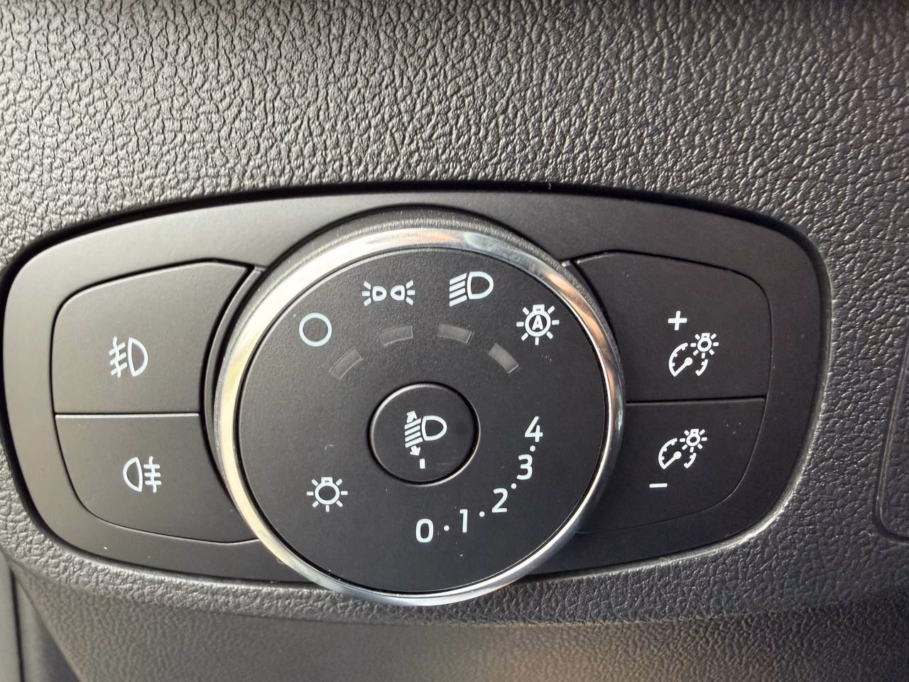 Ford Focus Active фото 20