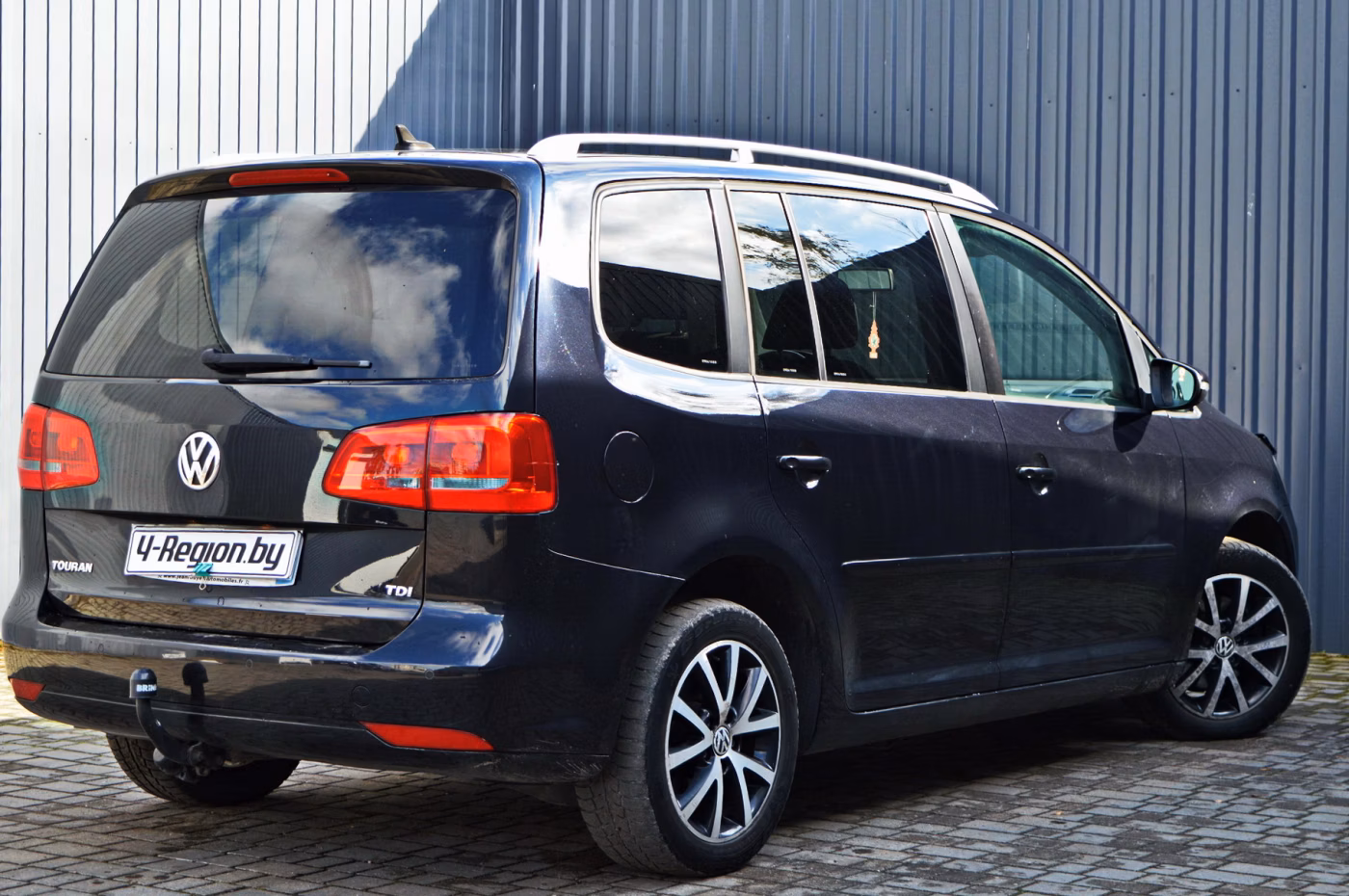 Volkswagen Touran фото 7