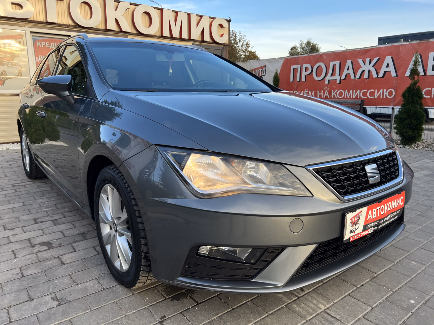 SEAT Leon фото 2