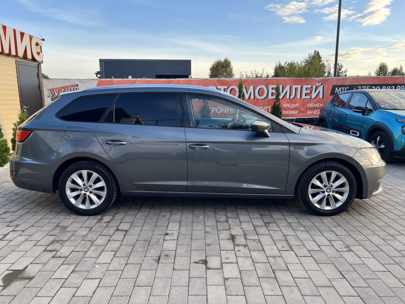 SEAT Leon фото 6