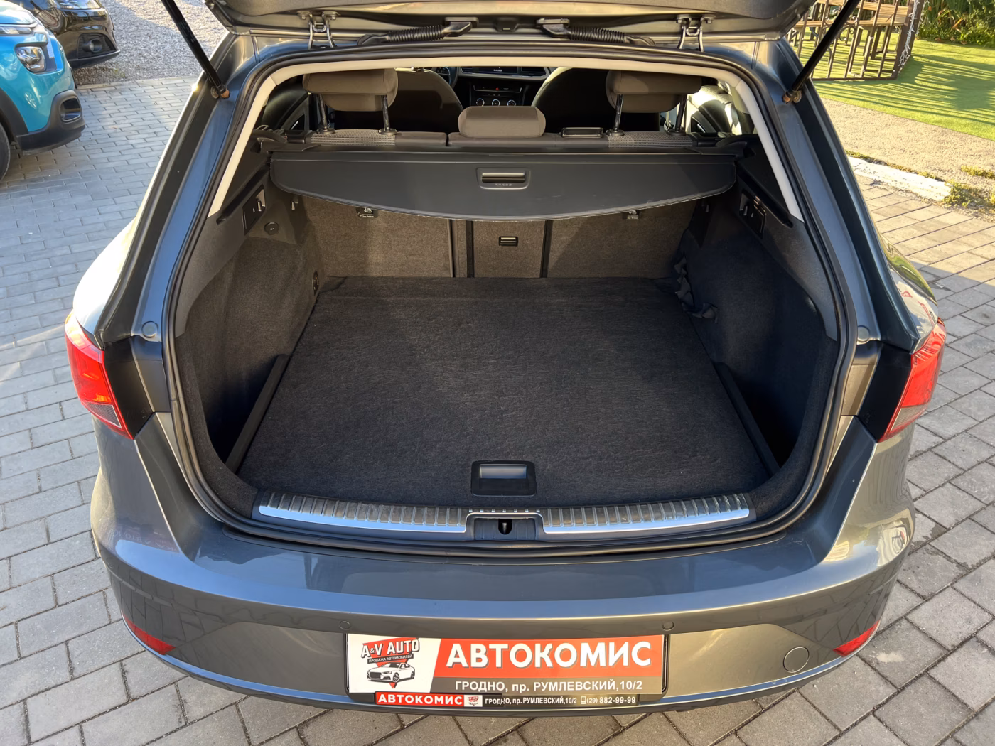 SEAT Leon фото 9