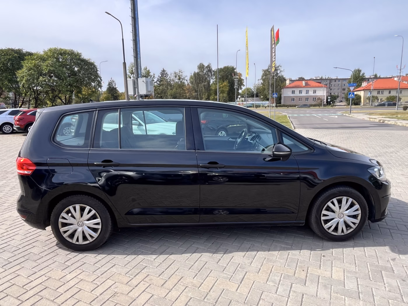 Volkswagen Touran фото 5