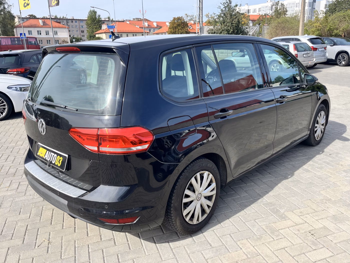 Volkswagen Touran фото 8