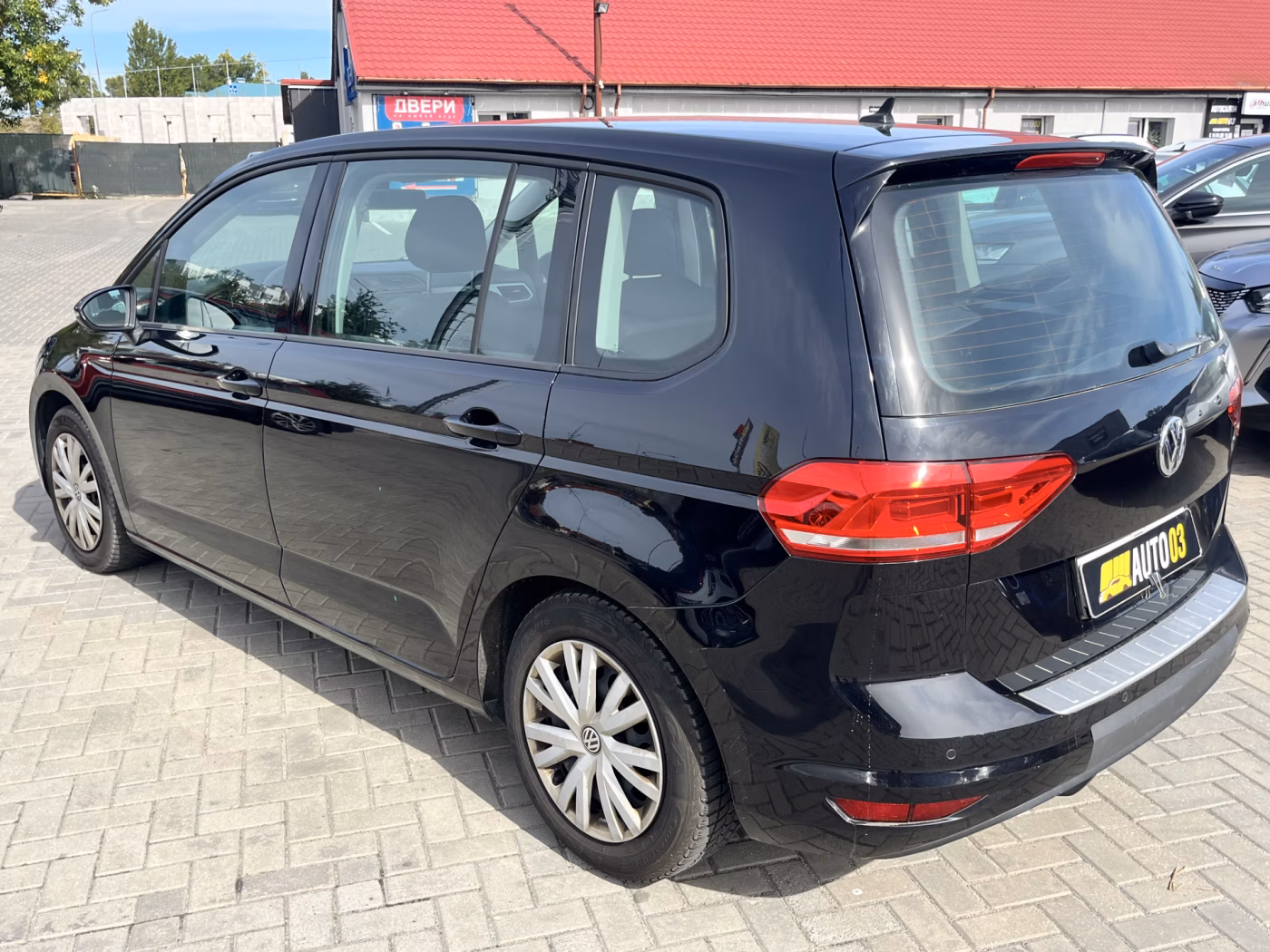 Volkswagen Touran фото 10
