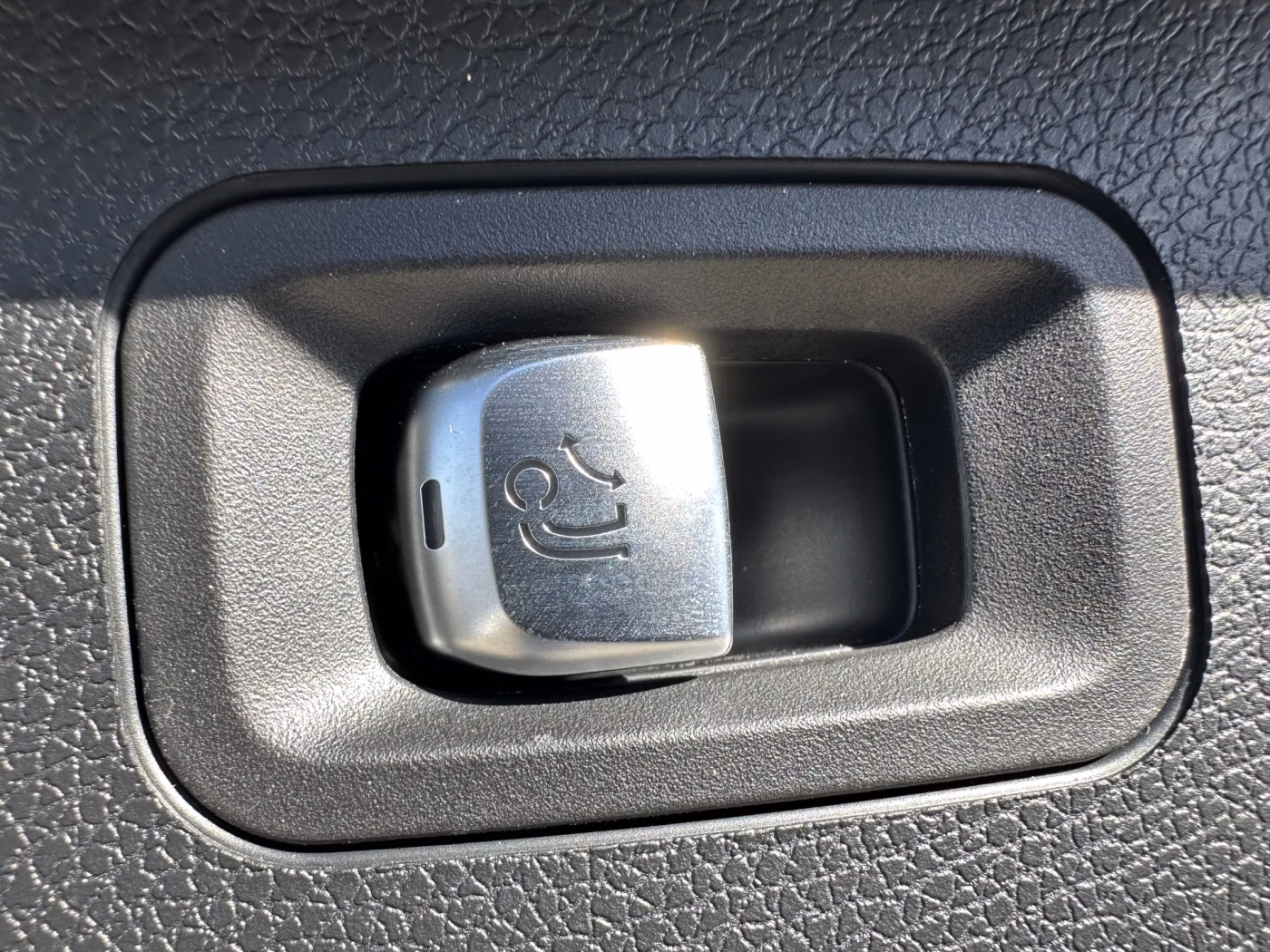 Mercedes-Benz E-Класс фото 14