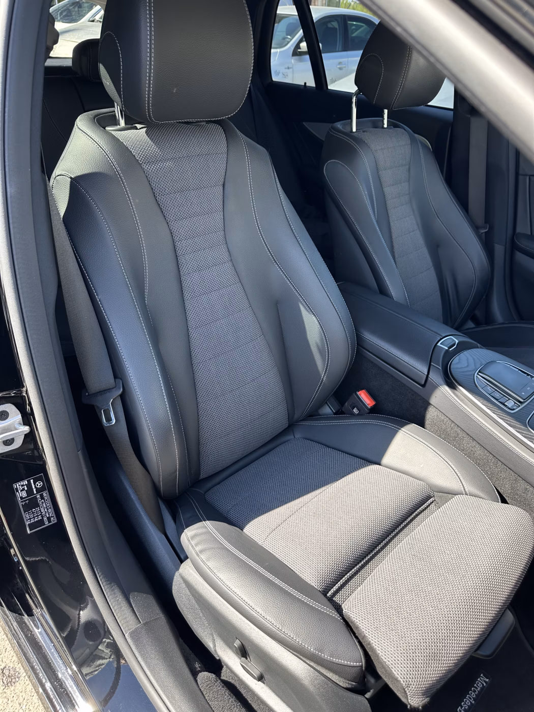 Mercedes-Benz E-Класс фото 17