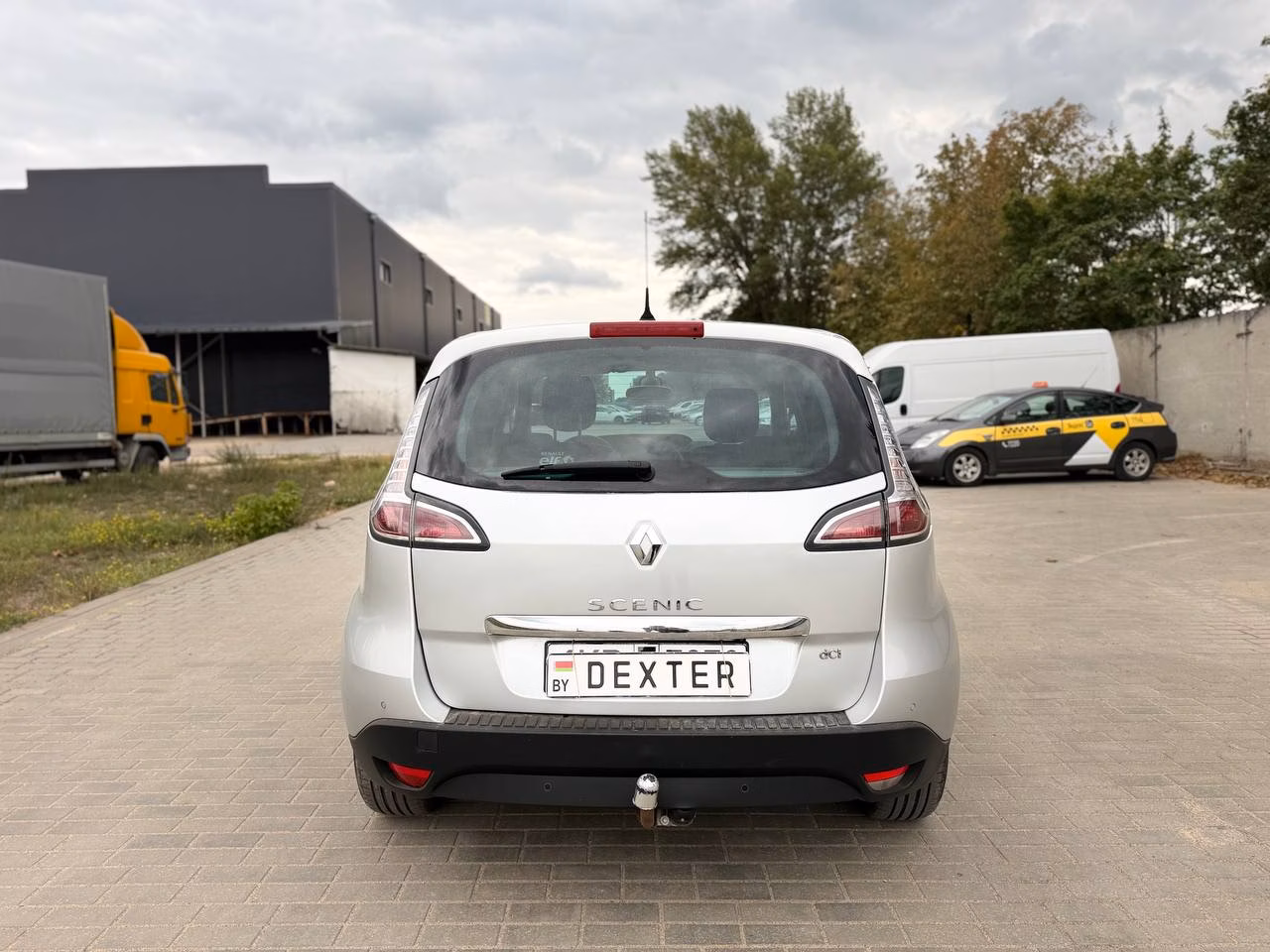 Renault Scenic фото 8