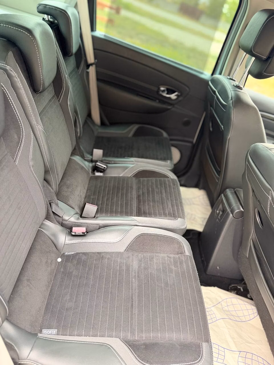 Renault Scenic фото 12