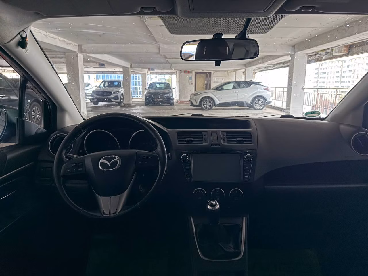 Mazda 5 фото 7