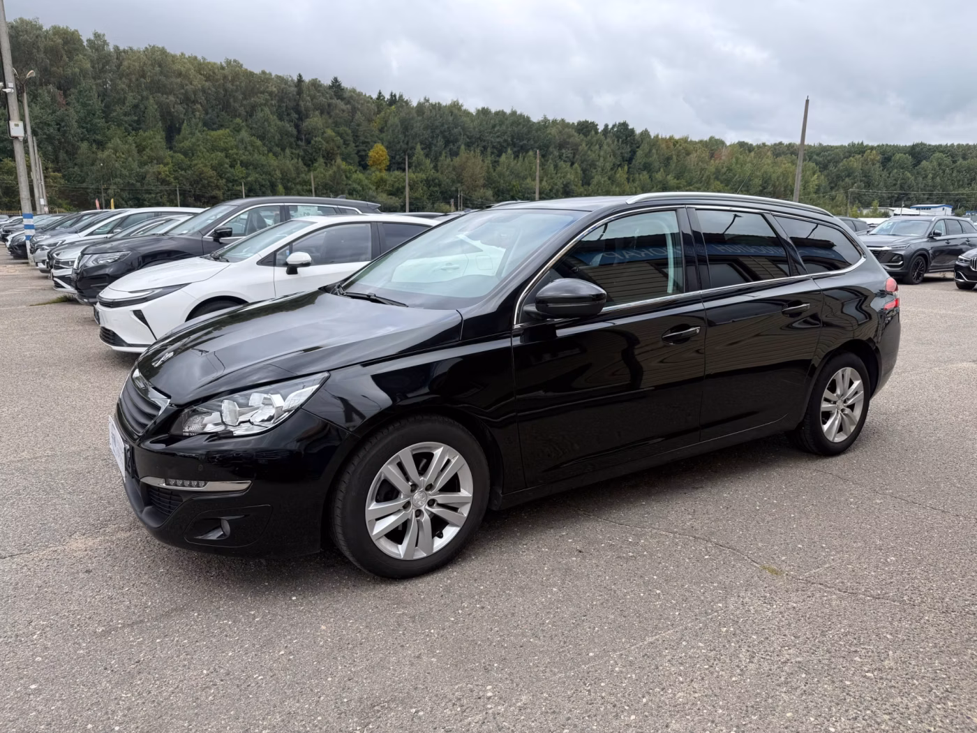 Peugeot 308 фото 2