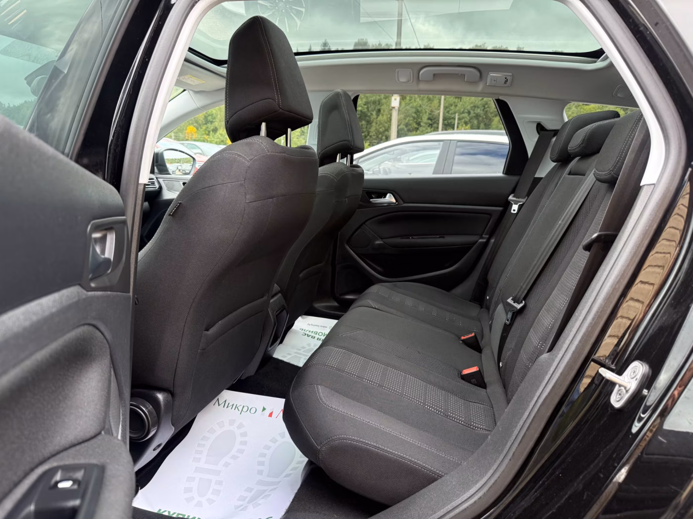 Peugeot 308 фото 9