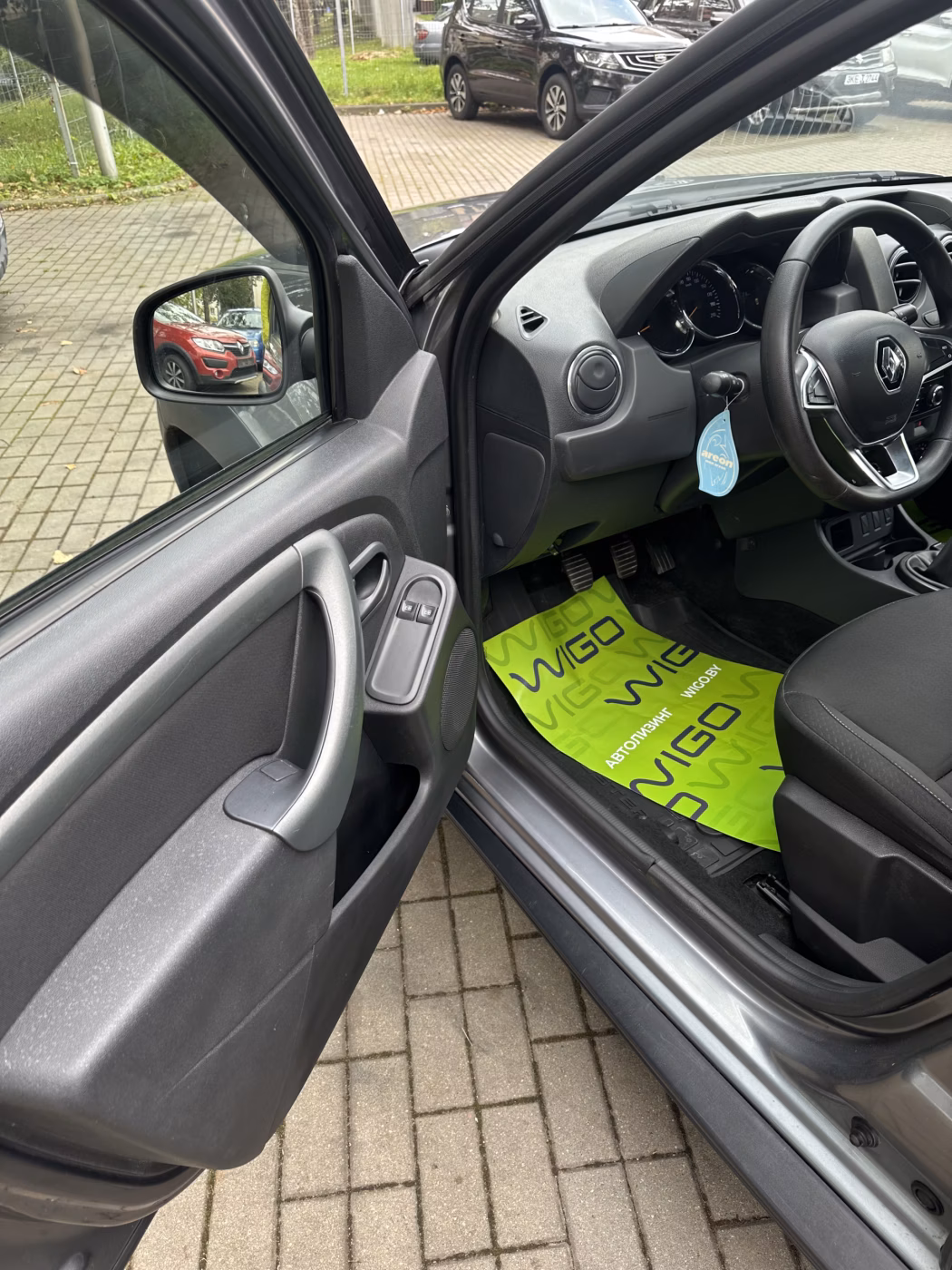 Renault Duster фото 14