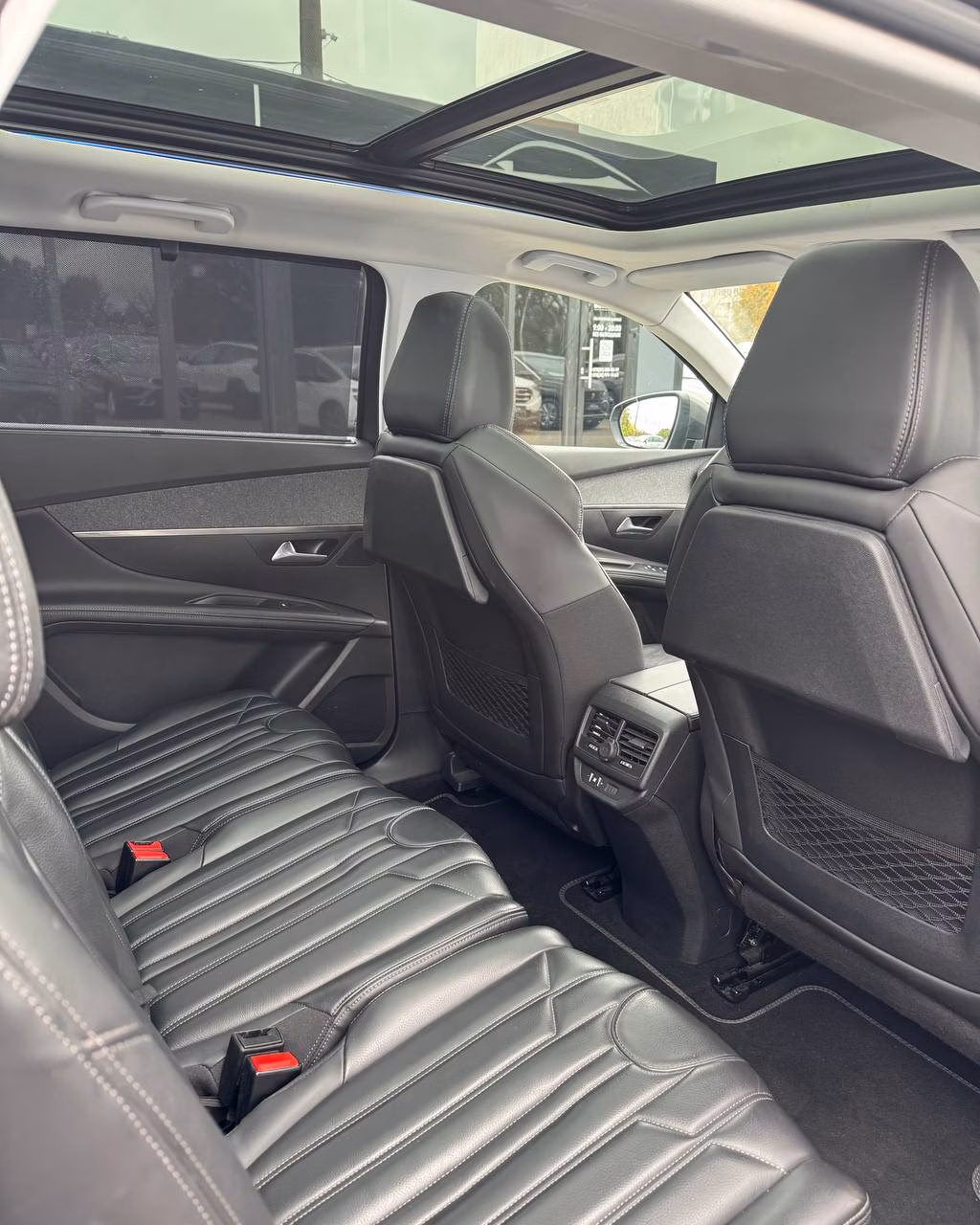 Peugeot 5008 фото 13