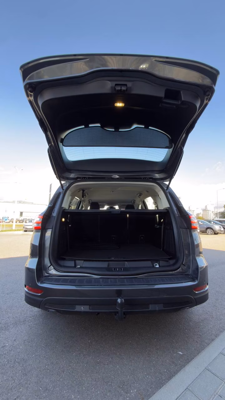 Ford S-MAX фото 6