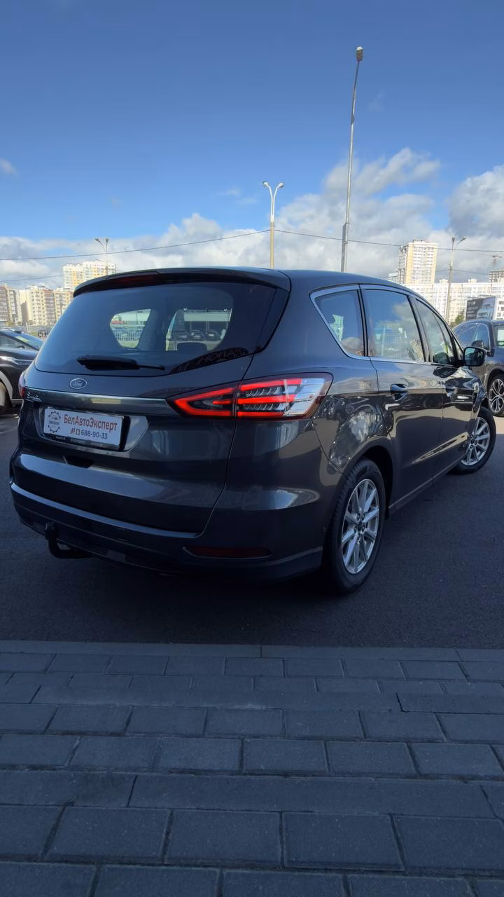 Ford S-MAX фото 7