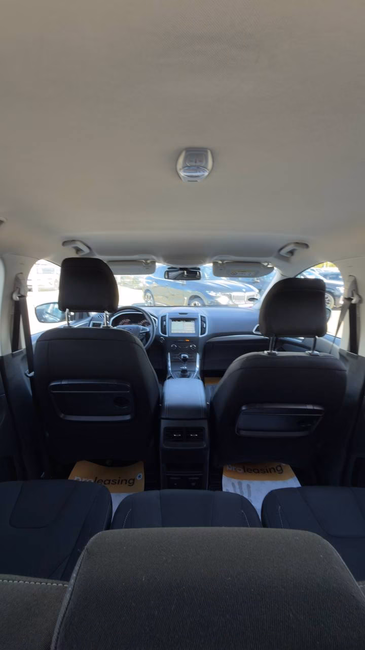 Ford S-MAX фото 16
