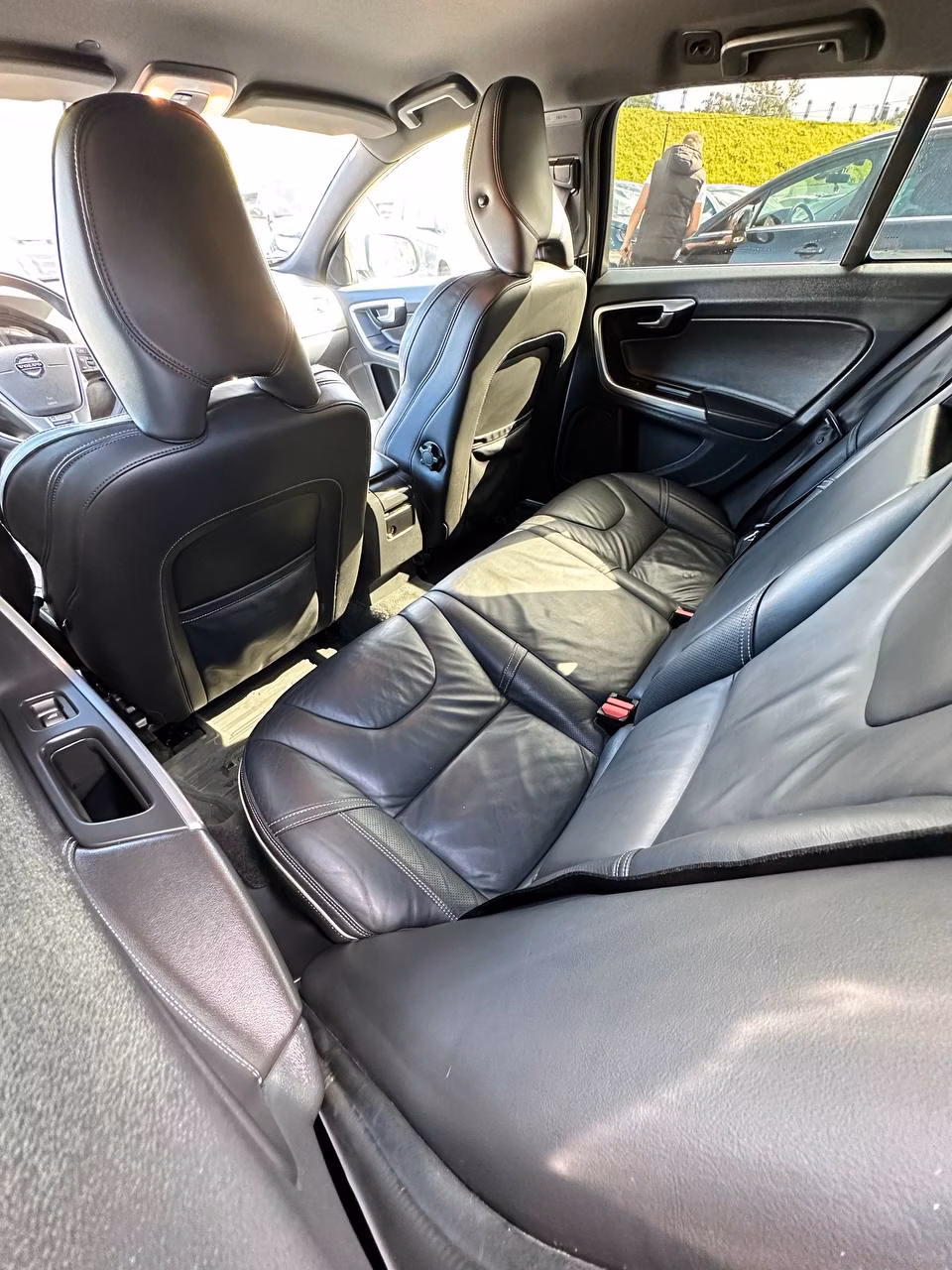Volvo V60 фото 12