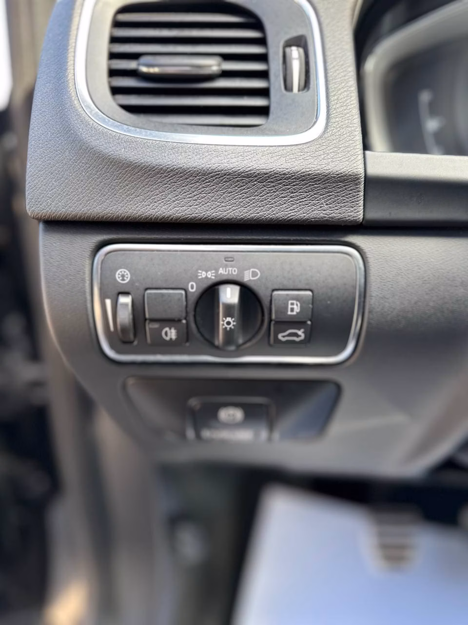 Volvo V60 фото 14