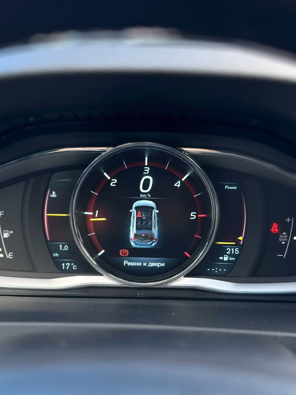 Volvo V60 фото 16